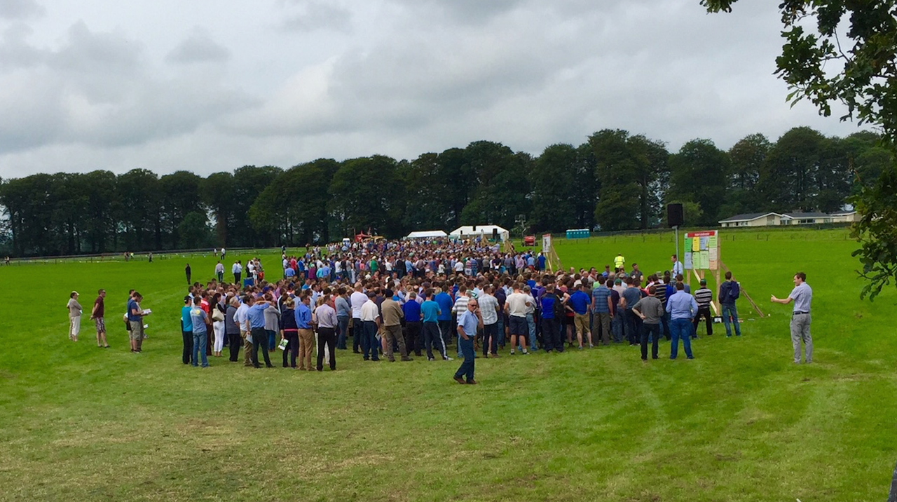 Farmers warned at Moorepark open day of 2015 milk price