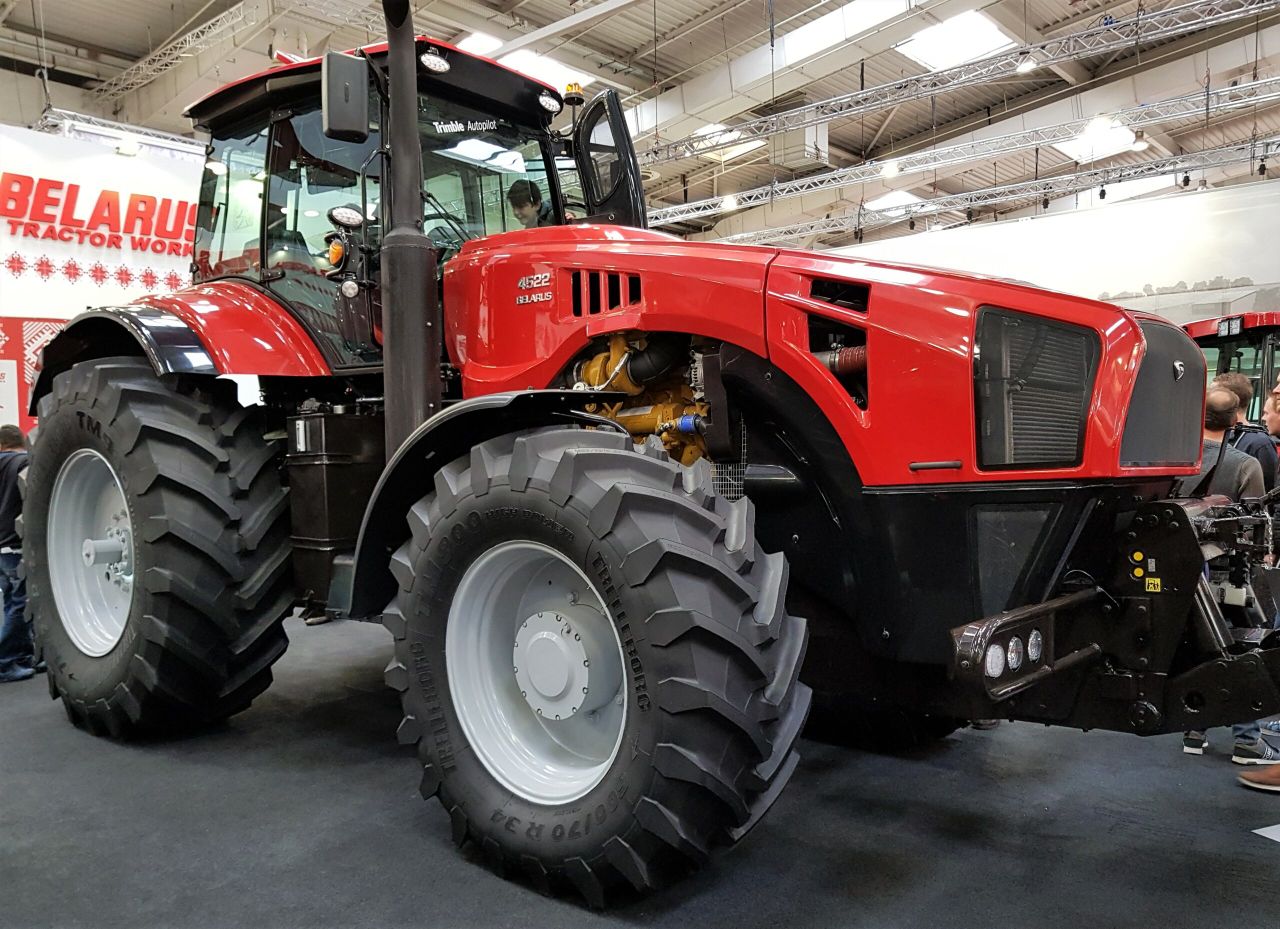 Prototype: Belarus unleashes a brute at Agritechnica 2017