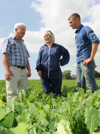 O’Neill visits organic farm at Downpatrick