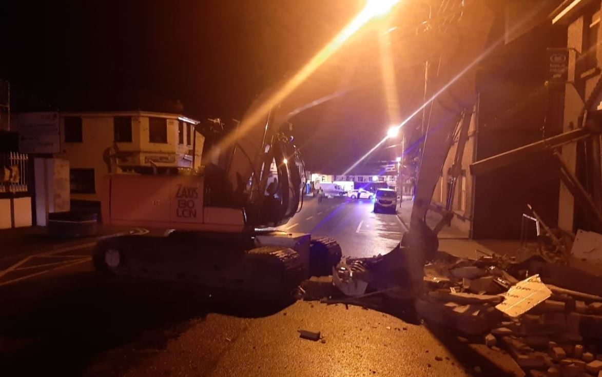 Gardaí looking for witnesses and 4x4 after attempted ATM theft