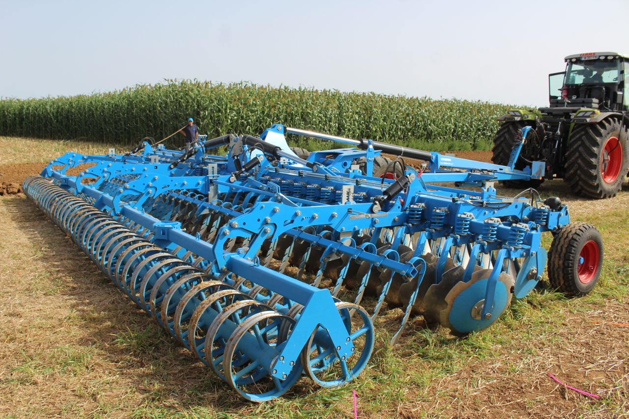 New compact disc harrow launched by Lemken
