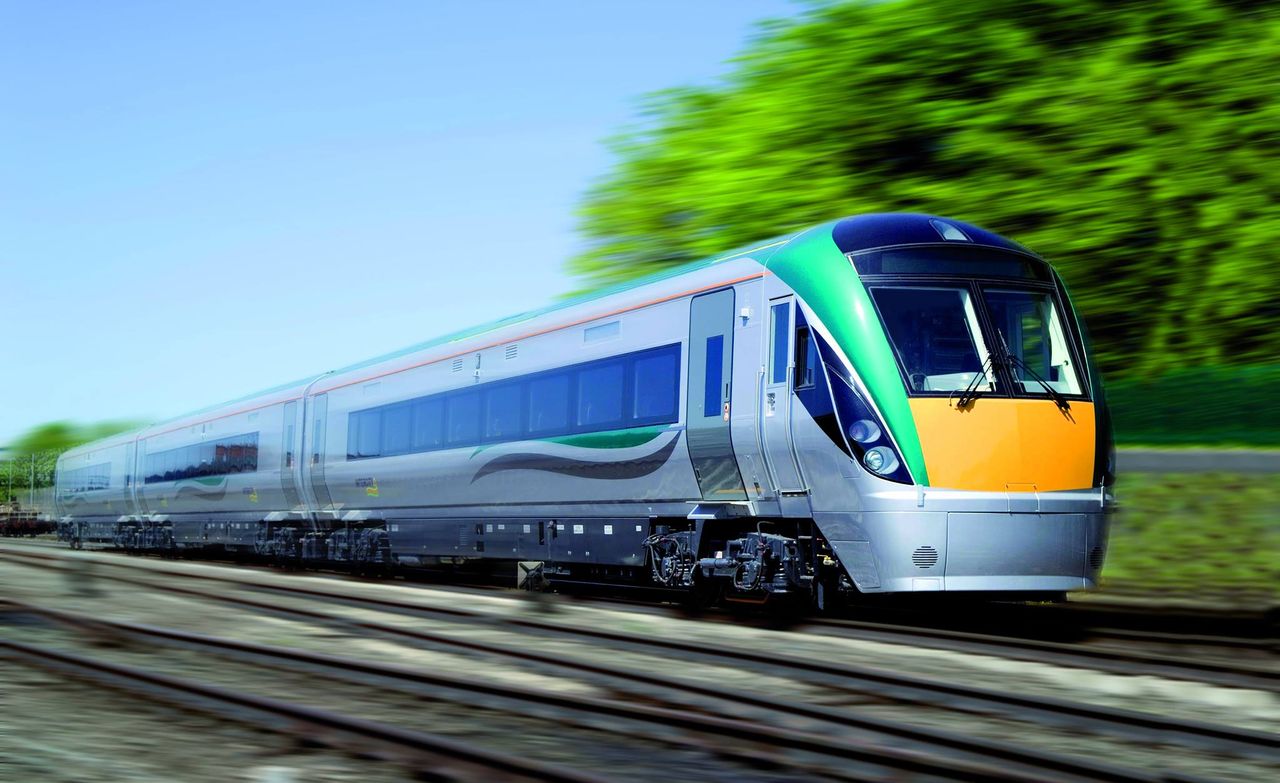 Cattle on the line cause train delays in Tipp