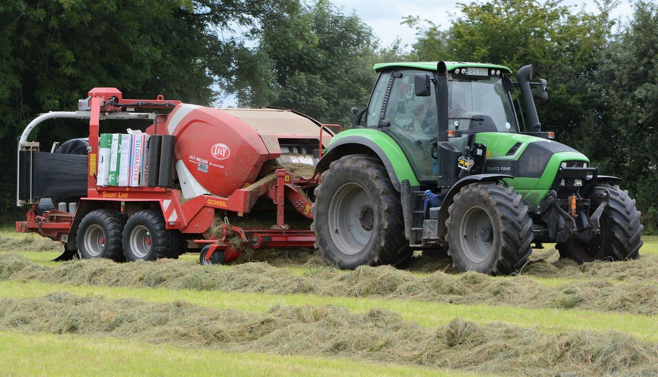 Is €10/bale (including plastic) a fair rate for baling and wrapping?