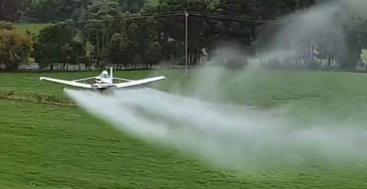 Spreading from the skies: Farmer tries alternative aerial approach