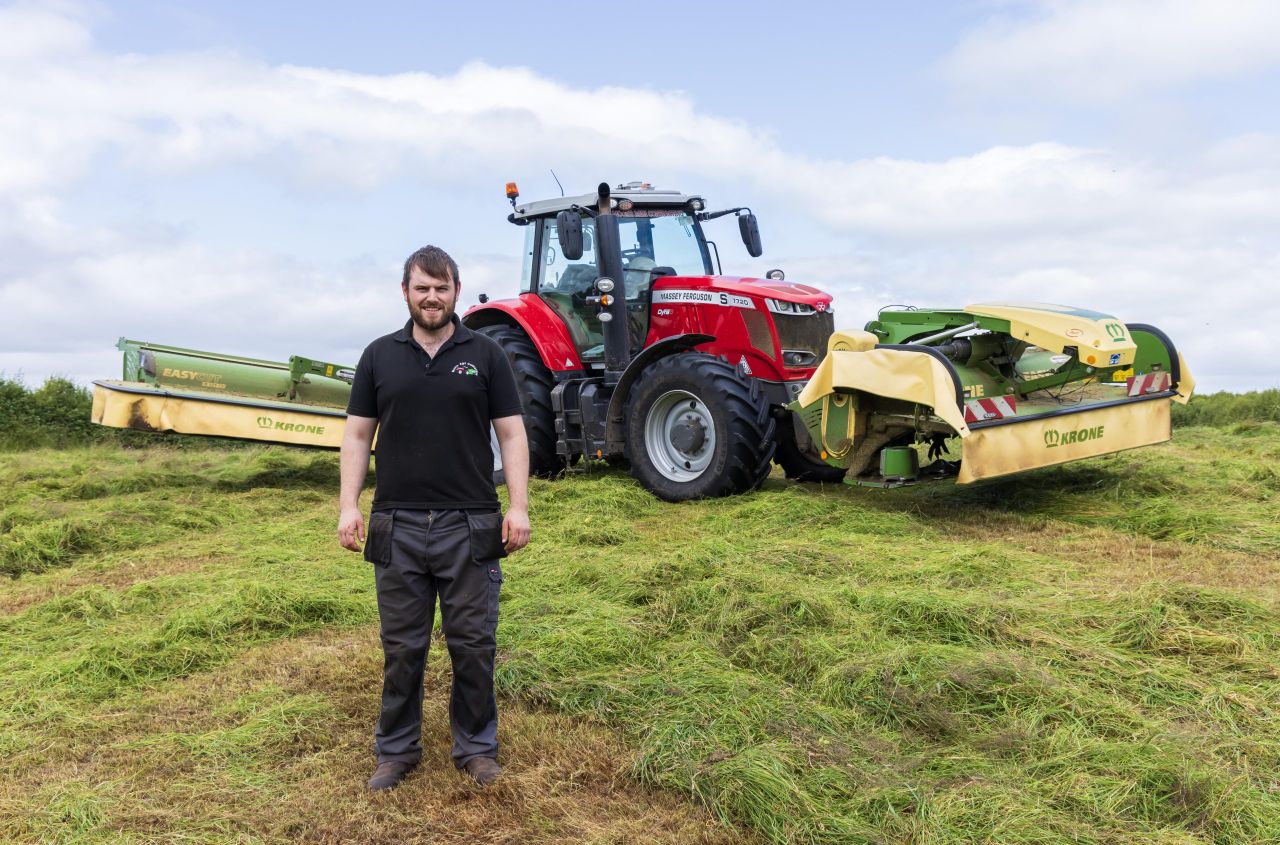 Watch: The Galway contractor making light work of heavy swathes