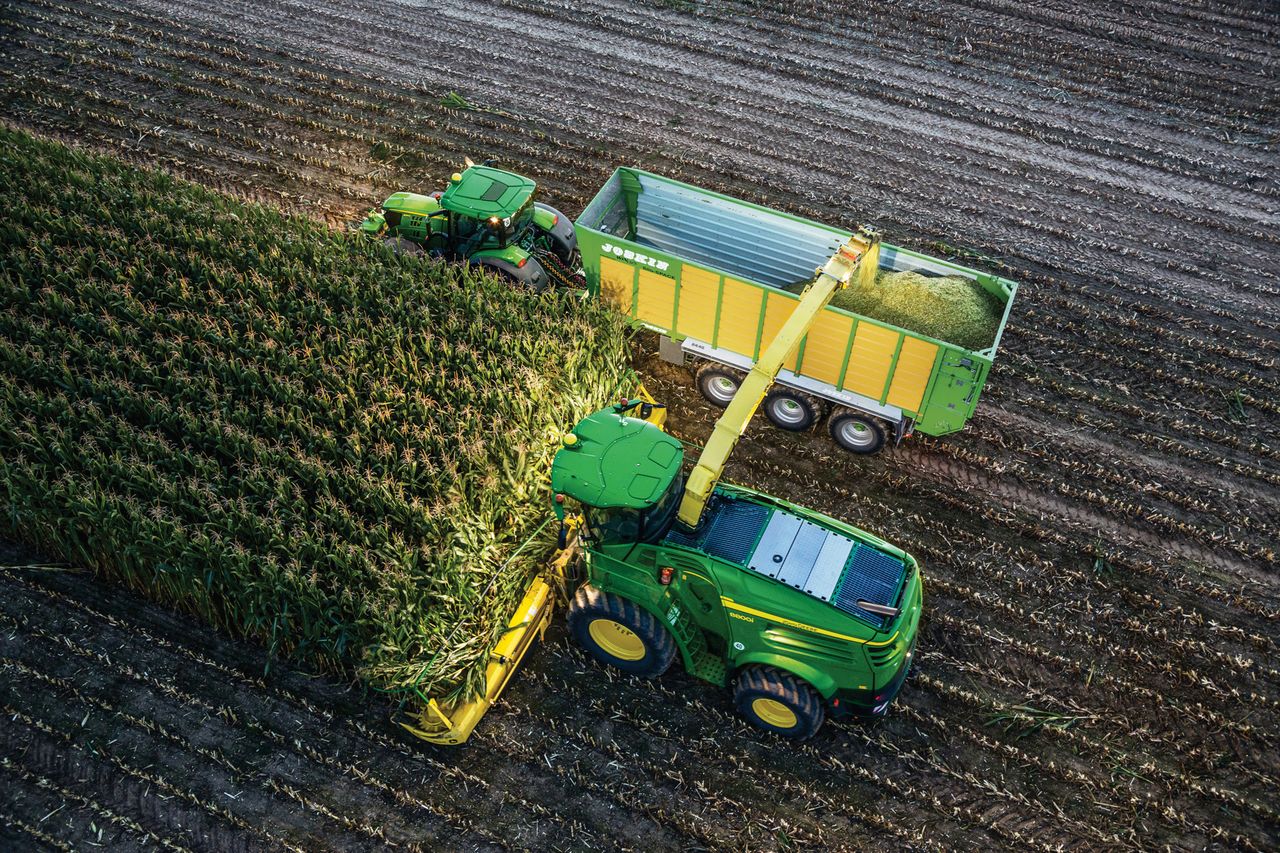 John Deere expands Machine Sync system to forage harvesters and tractors