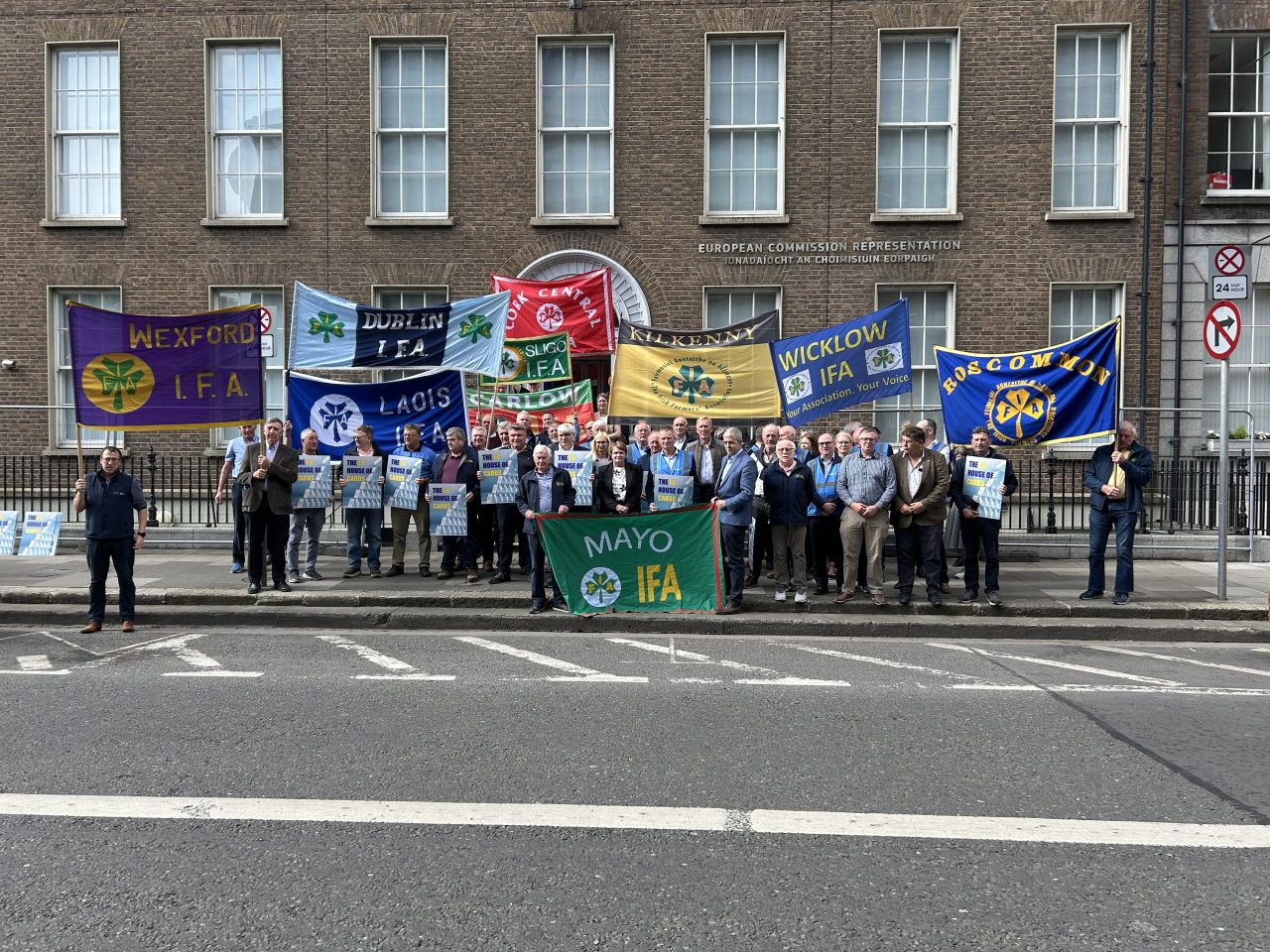 Watch: Farmers protest in heart of Dublin city over future of CAP funding