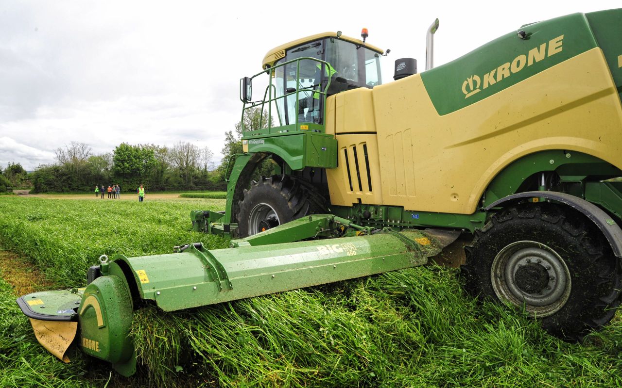 Krone fields and displays its grassland fleet in Co. Kildare