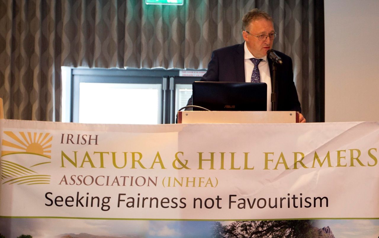 Minister must 'bite the bullet and get convergence done'
