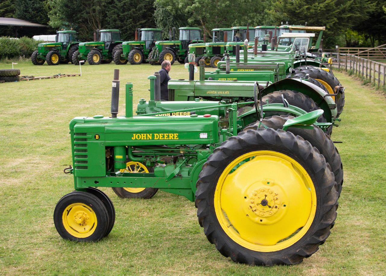 Auction report: Bids aplenty for massive John Deere collection