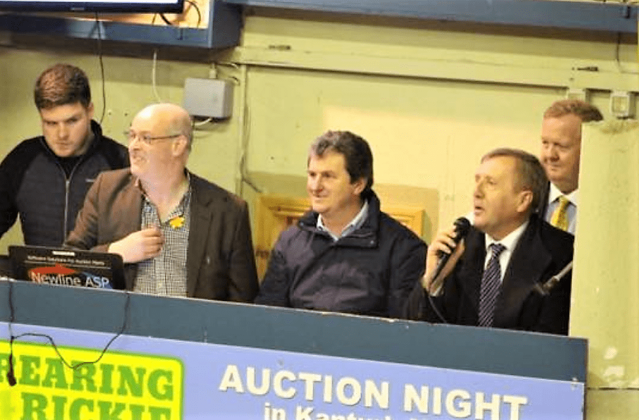 Minister commends rural community spirit at mart fundraiser
