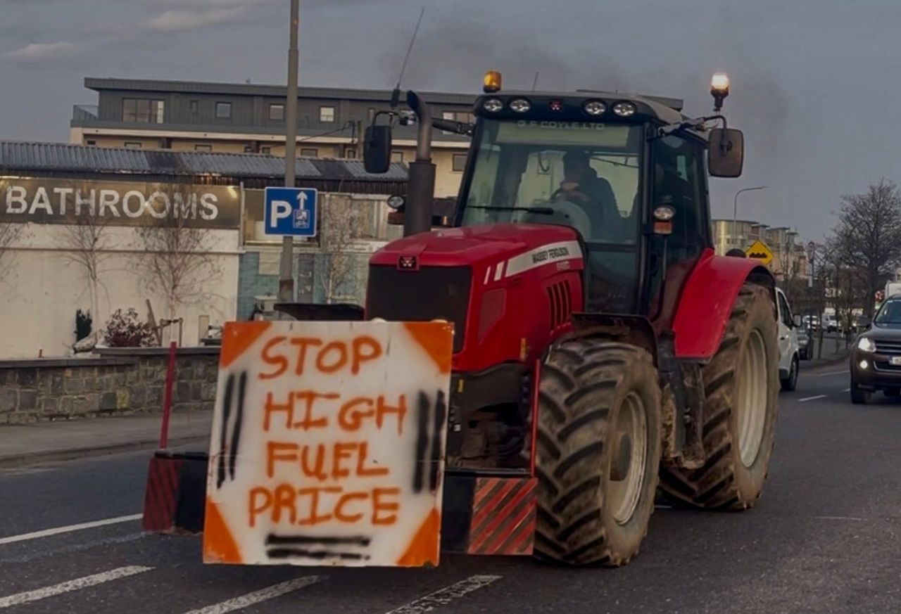 Fuel price protests enter second day as ministers due to meet