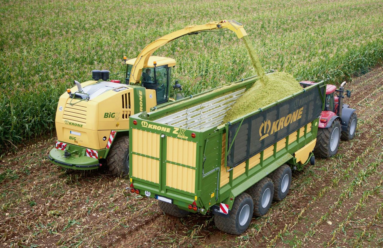 Krone looks to Liebherr for muscle –  for its 'mid-sized' foragers