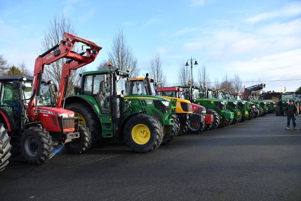 Shinrone tractor run raises funds for worthy causes