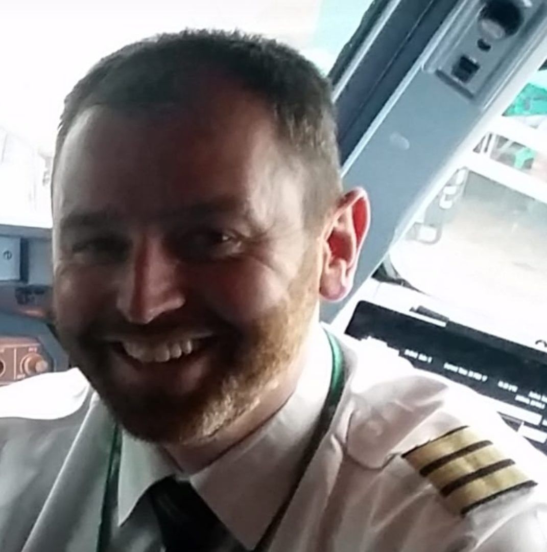 Pilot takes head out of clouds for agricultural contracting