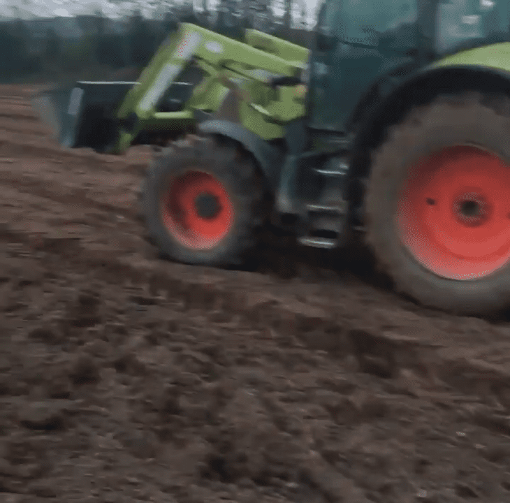 Video: Farmer shock following discovery of sinkhole in field