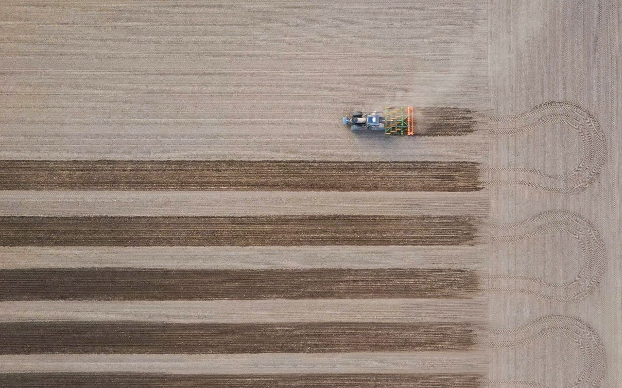 Valtra to automate headland turns