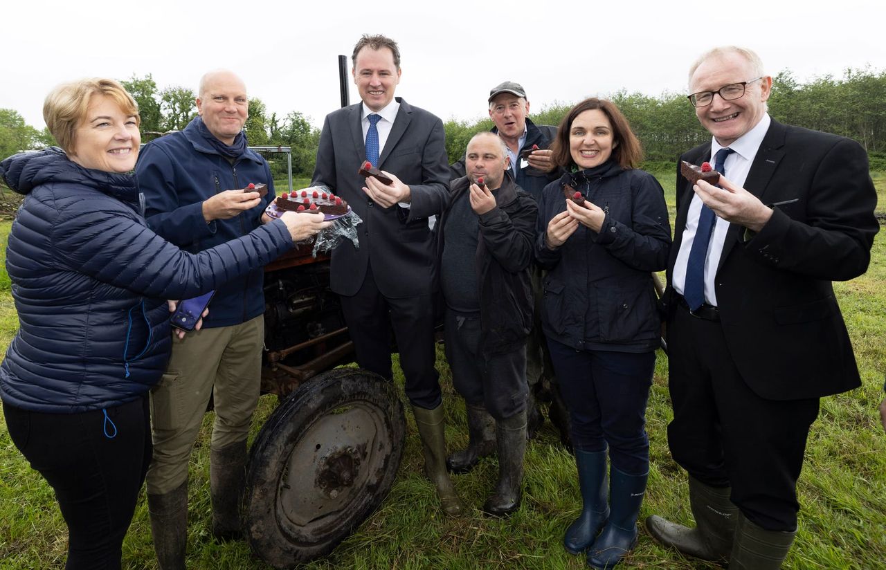 McConalogue meets Ukrainian refugees on Connacht social farm