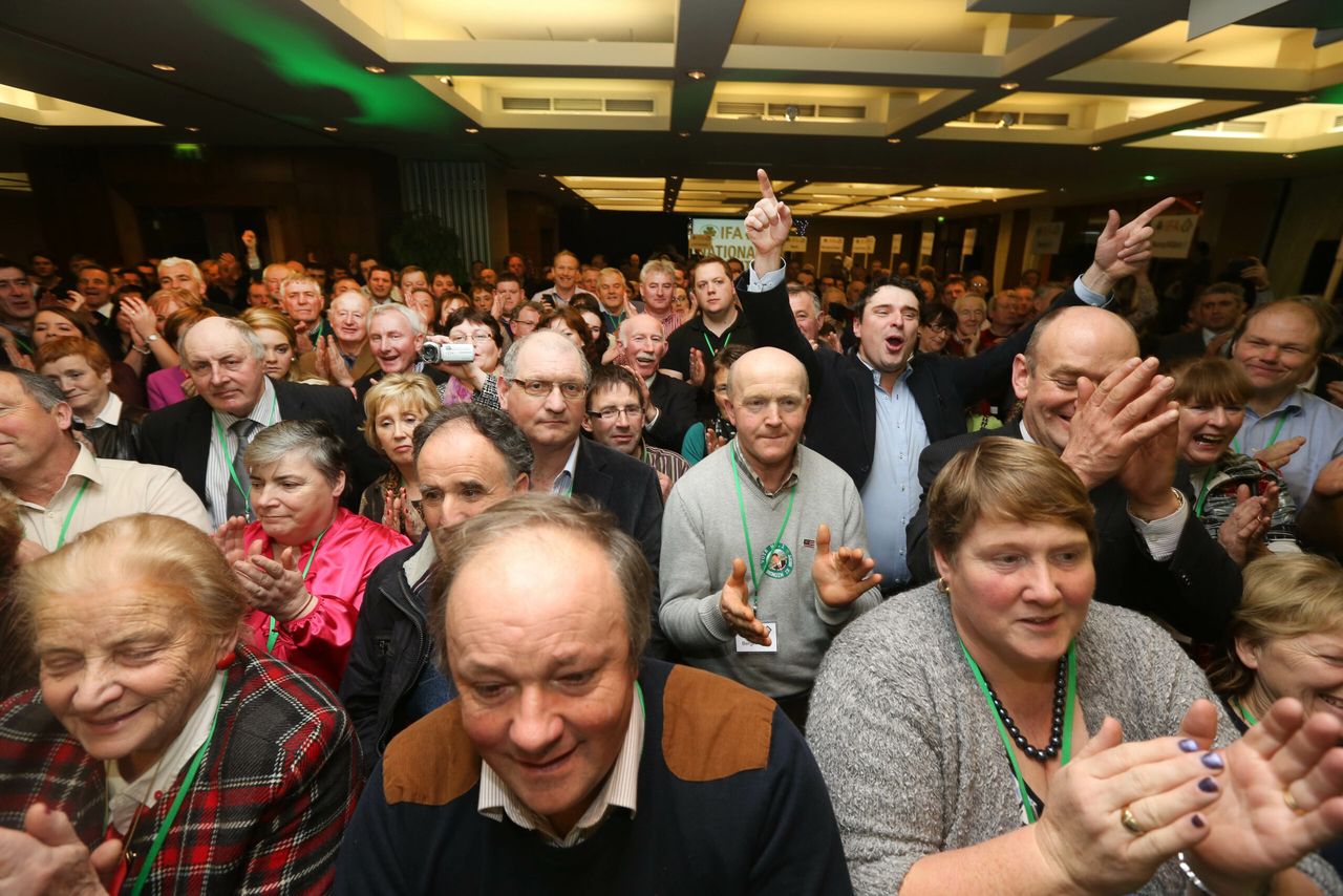 Minister congratulates IFA president elect as RDP goes down to the wire