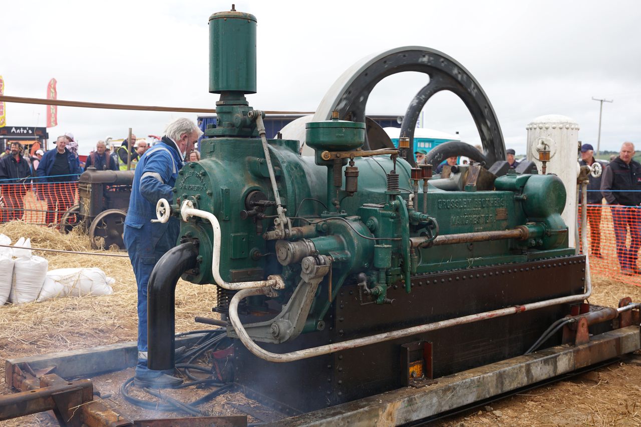 Early Crossley oil engine rescued from feed mill
