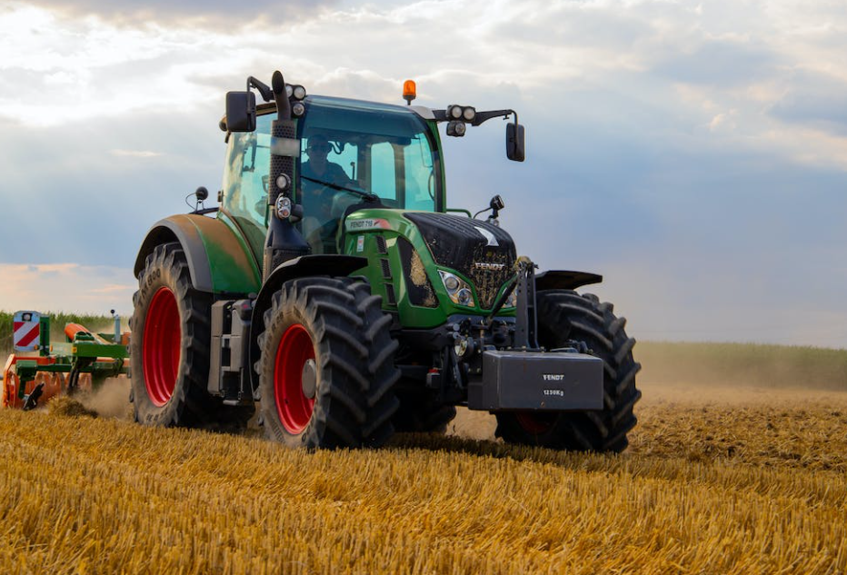 CSO: 2,310 new tractors registered in 2023