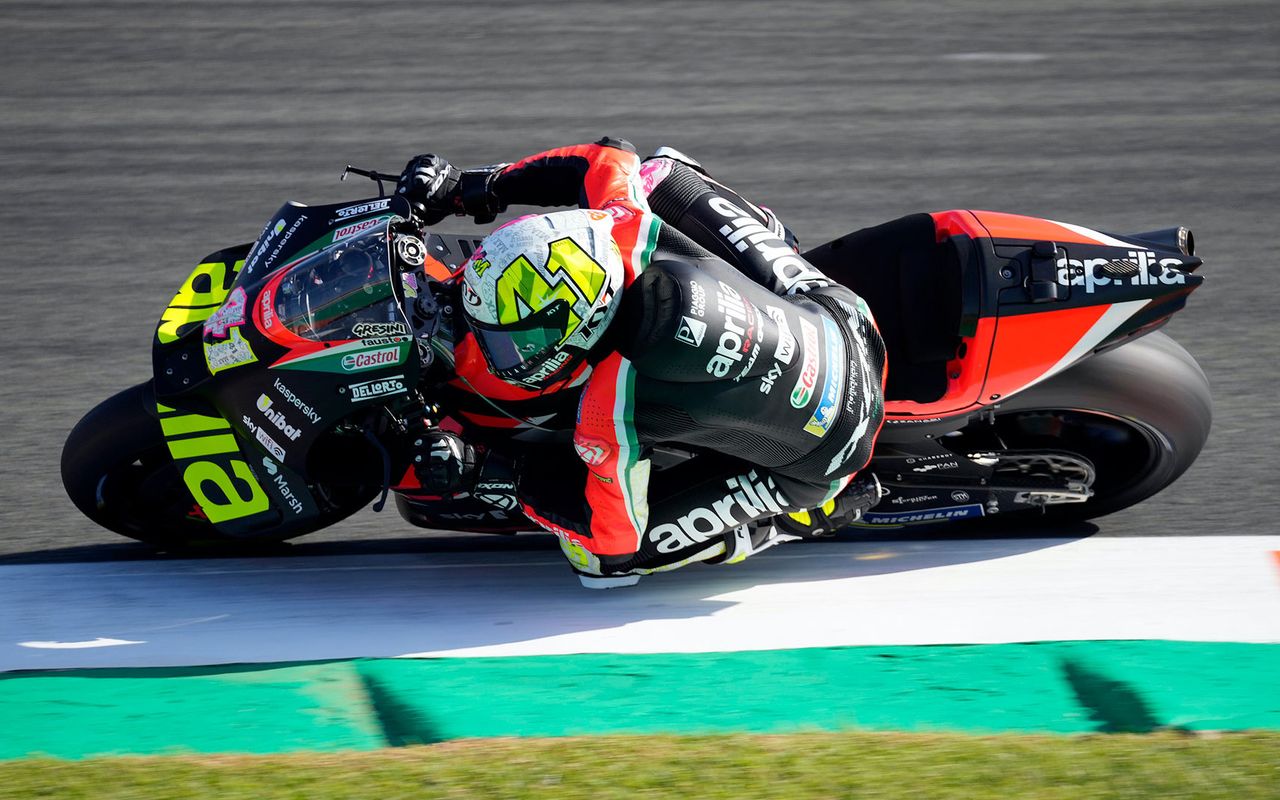 Case backs Aprilia in MotoGP sponsorship deal