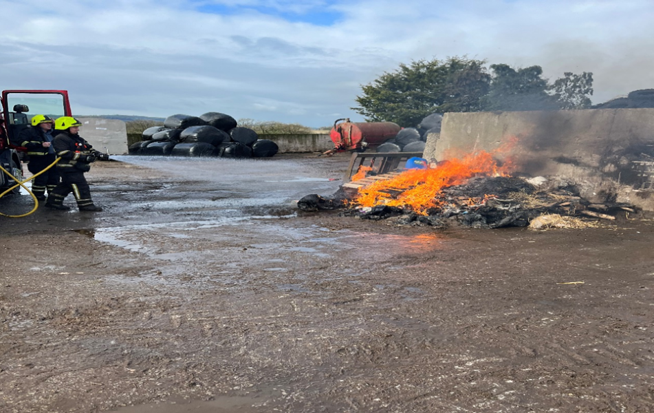 Farmer fined €4,450 for burning farm plastics and waste