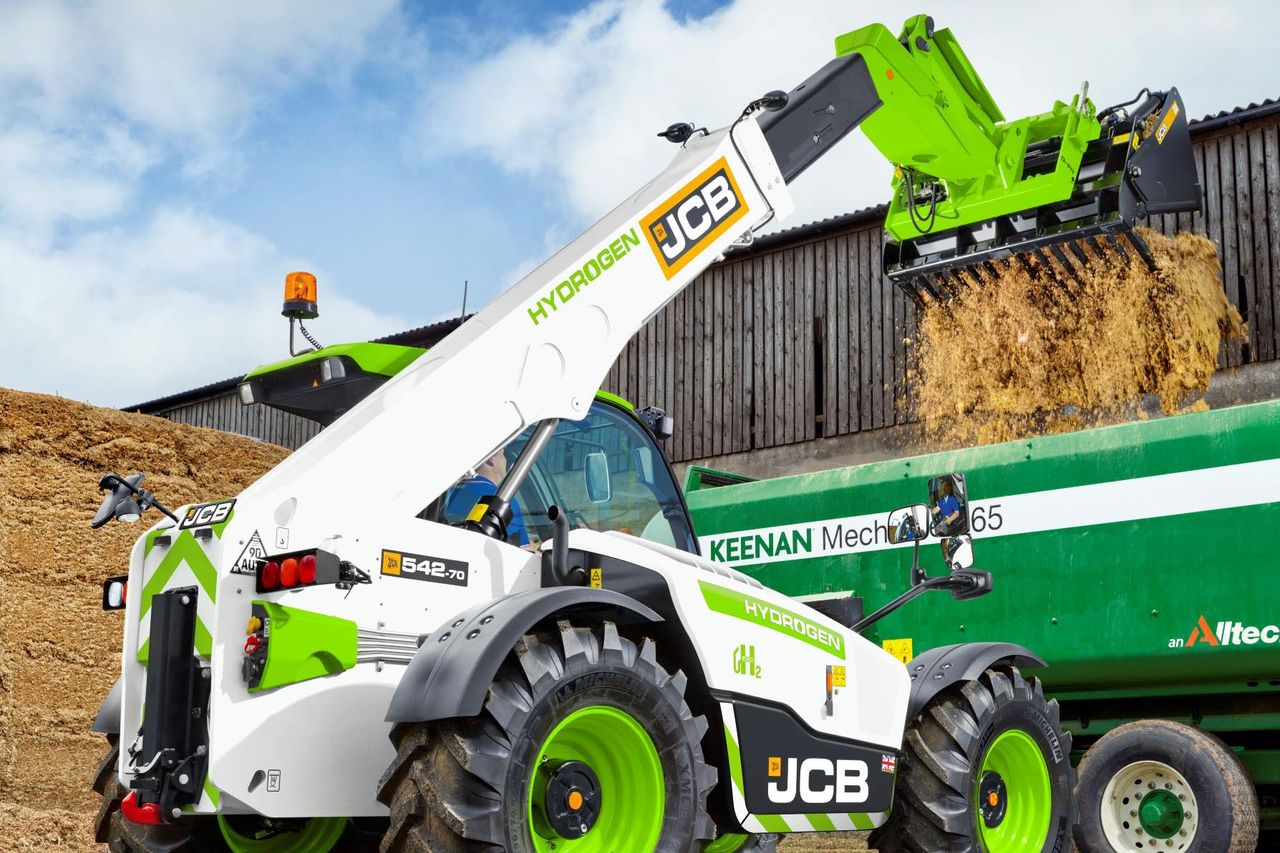 Big leap forward for JCB and hydrogen combustion