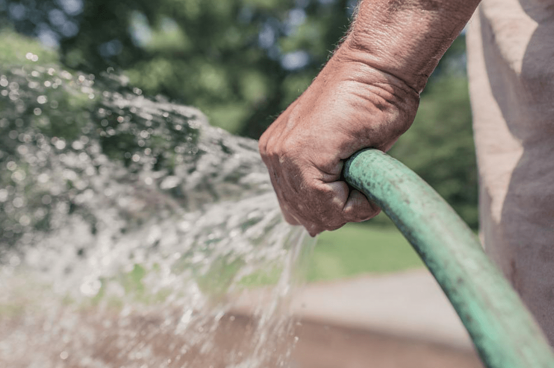 Irish Water asks farmers to consider 'dry cleaning' yards