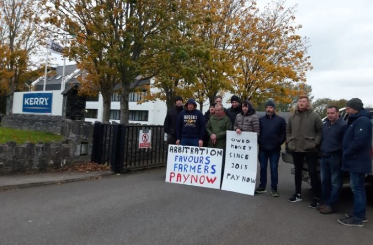 Farmers begin protest at Kerry Group over milk prices