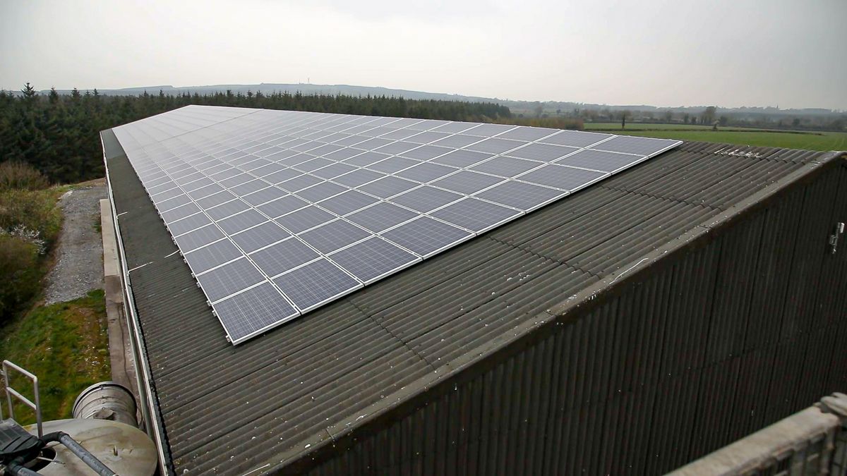 Emissions target prompts calls for greater farm renewables support