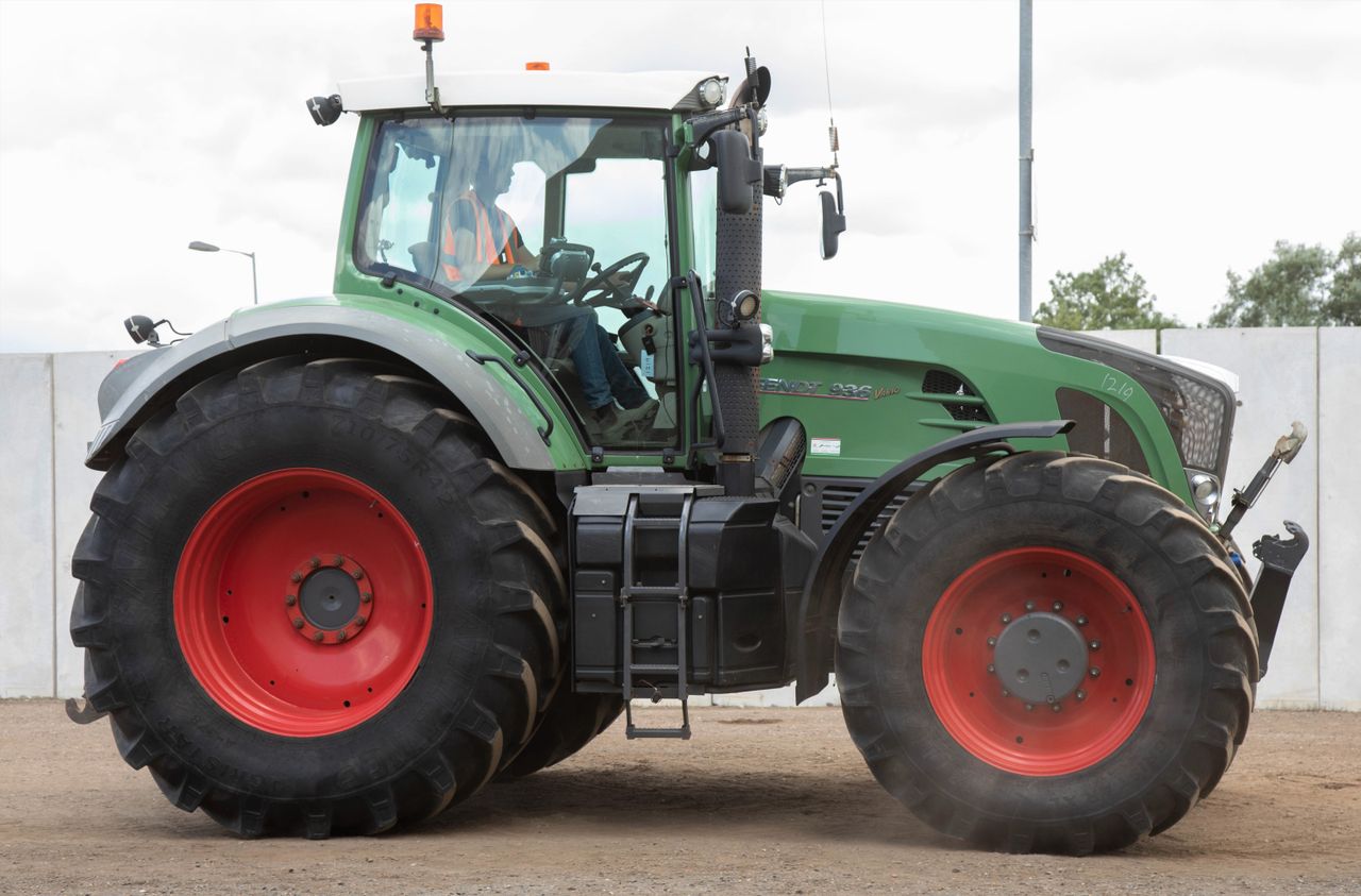 Auction report: 'Best of the rest' from sun-drenched August sale