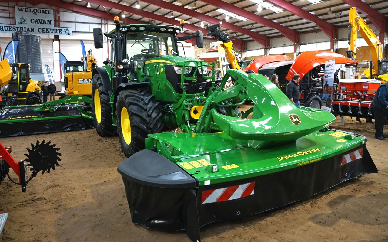 John Deere gives a little amid 'right to repair' battle