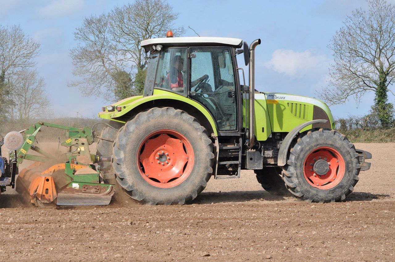 Claas has built 150,000 tractors, since Renault Agriculture takeover