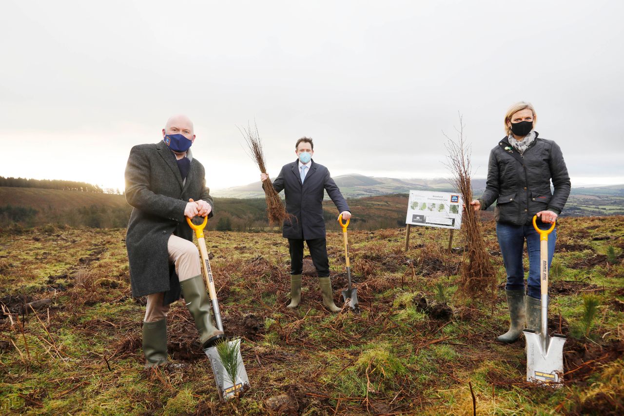 Agriculture minister joins supermarket brand to launch tree-planting pledge