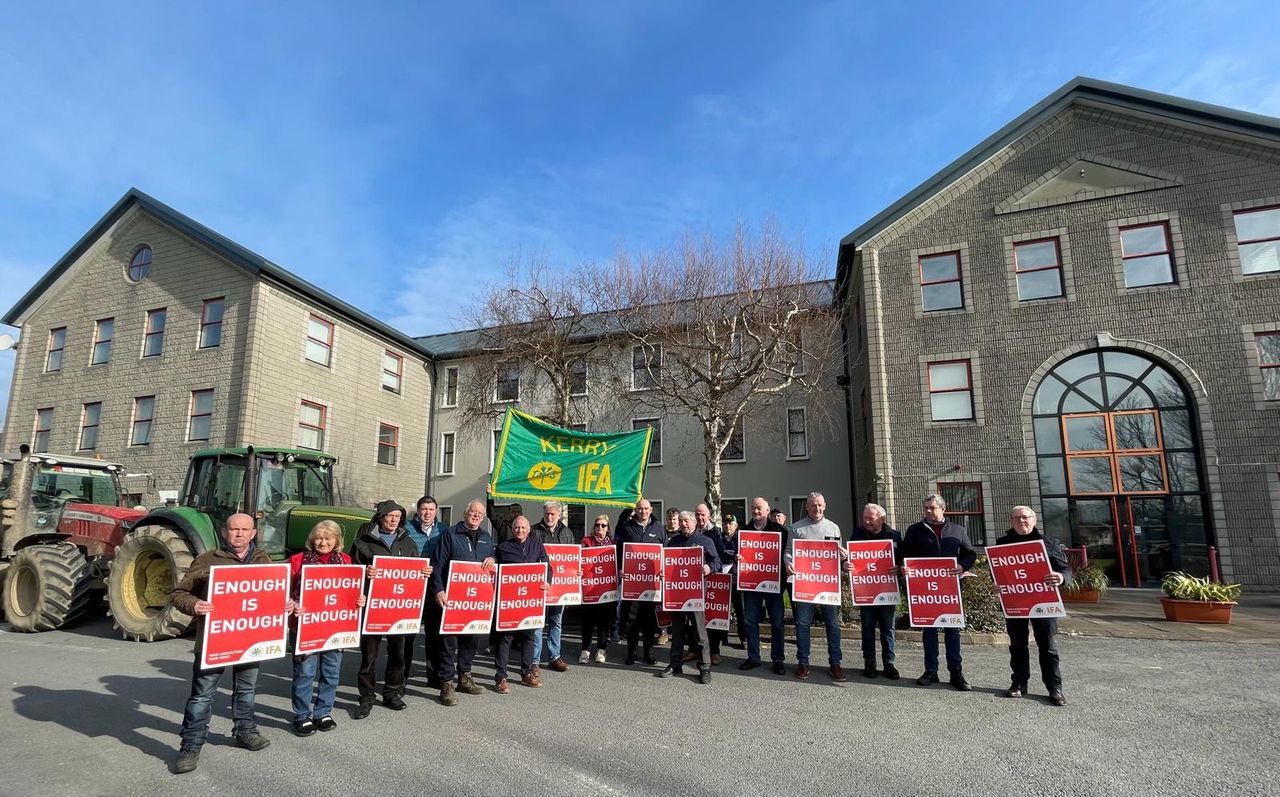Kerry councillors unanimously back motion supporting farmers