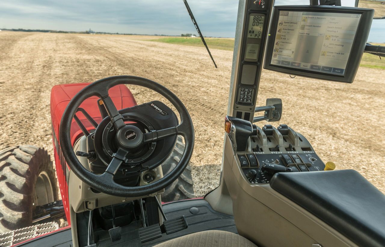 New tractor and combine sales are up in the US – AEM