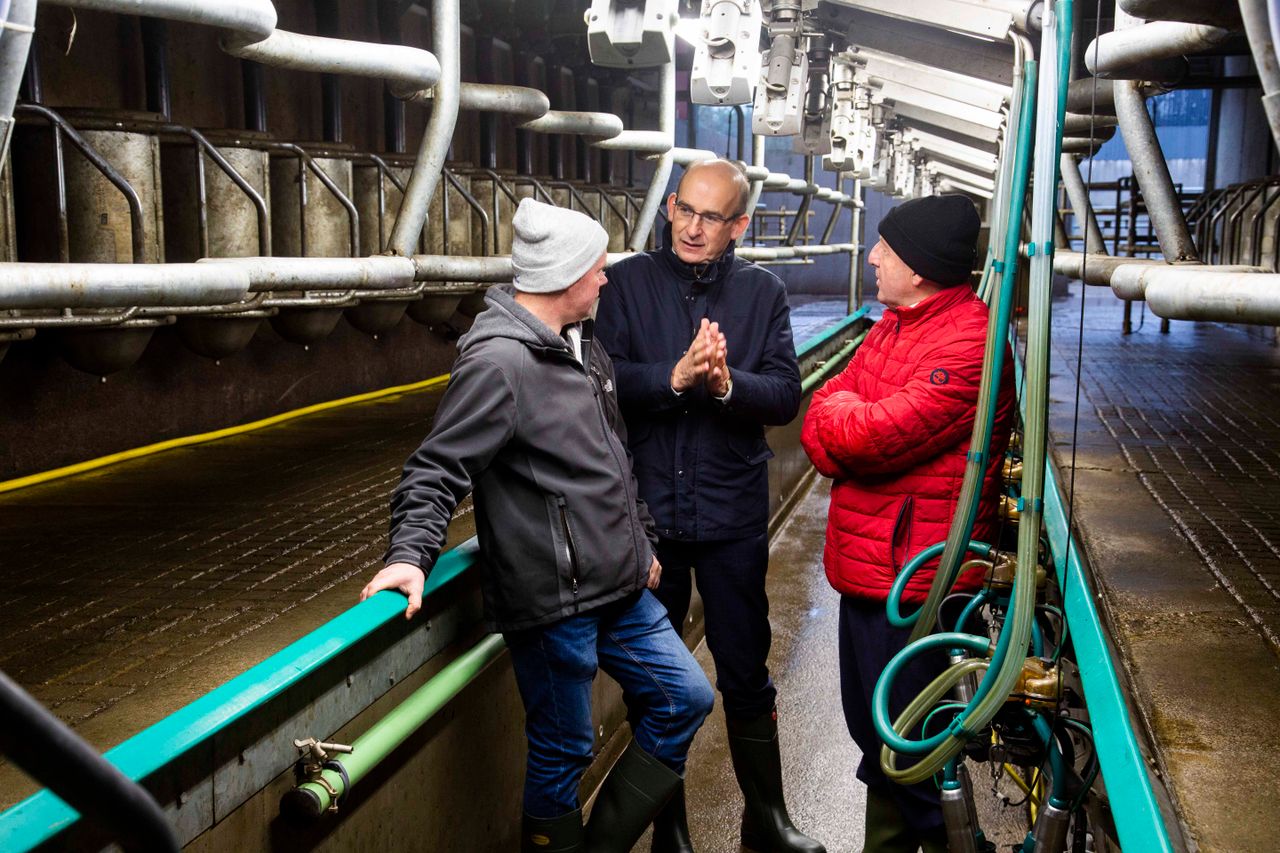 Milk price cuts 'inevitable' as Covid-19 tightens grip on dairy