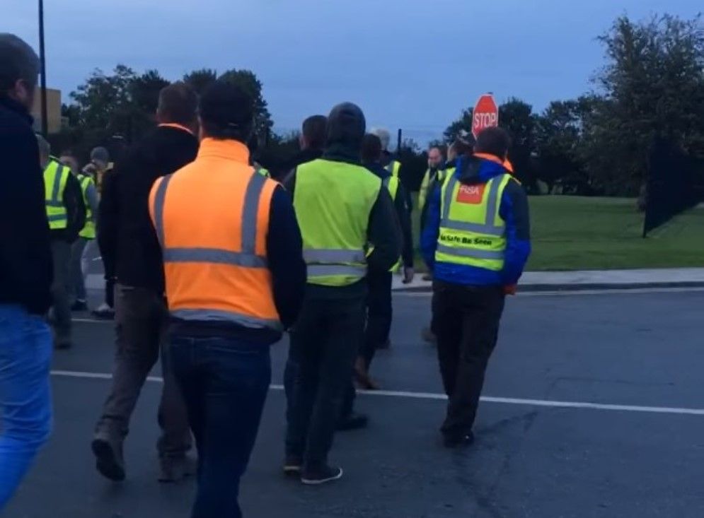 Individual farmers to 'hold off tractor protest until Monday'