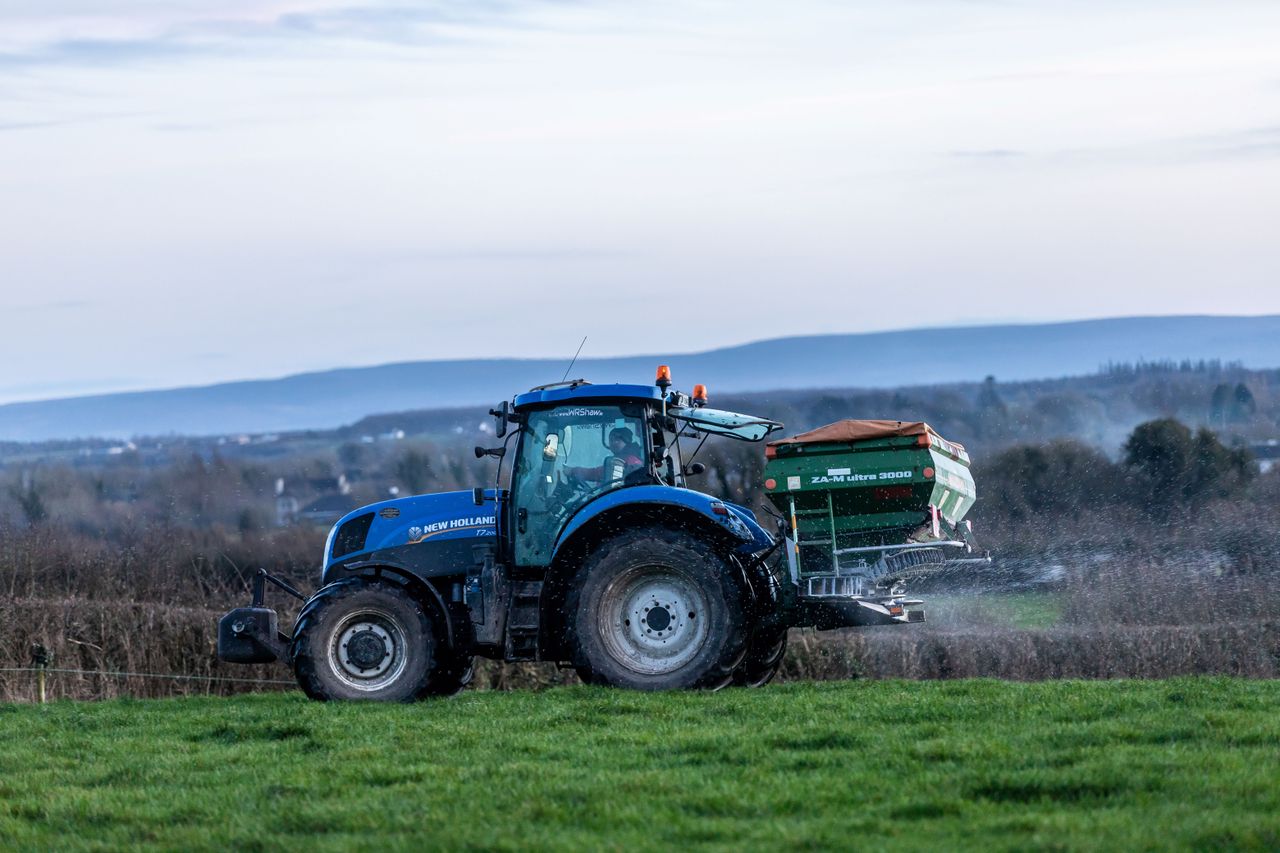 Reminder: Tomorrow is the last day to spread chemical N &amp; P fertiliser