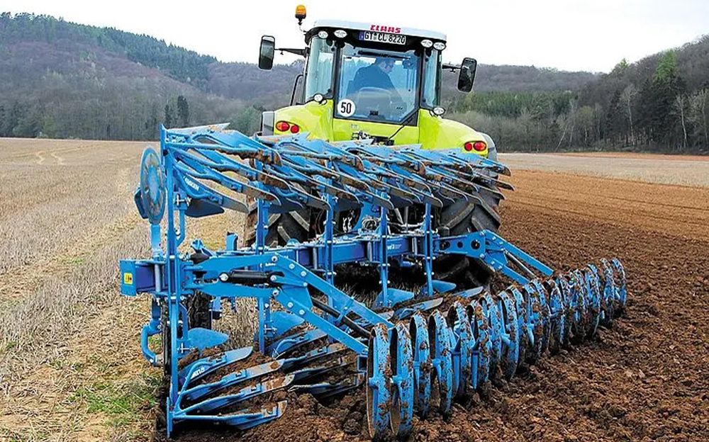 Capillary action: The forgotten factor of soil dynamics