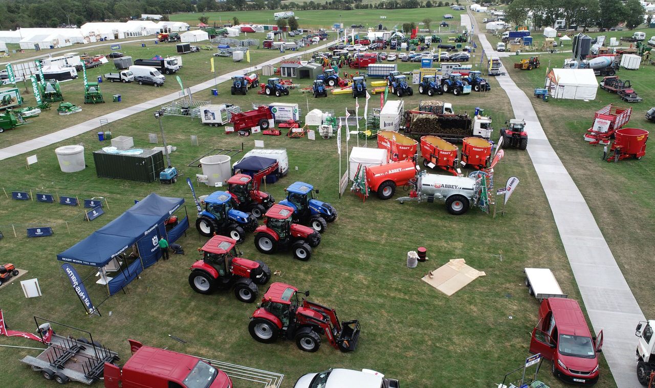 Pics: New and old machinery at yesterday's Tullamore Show