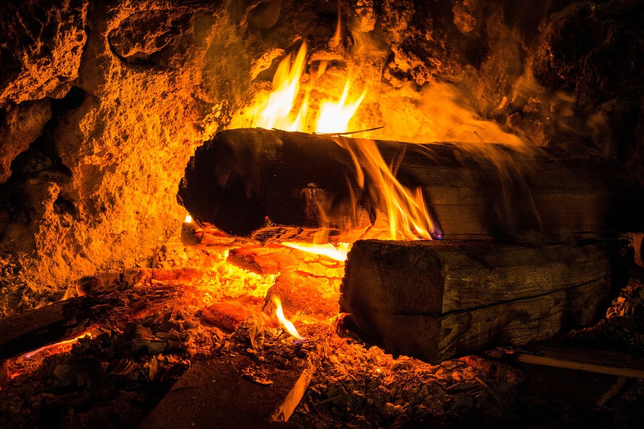 Burning of green waste 'under review' by department