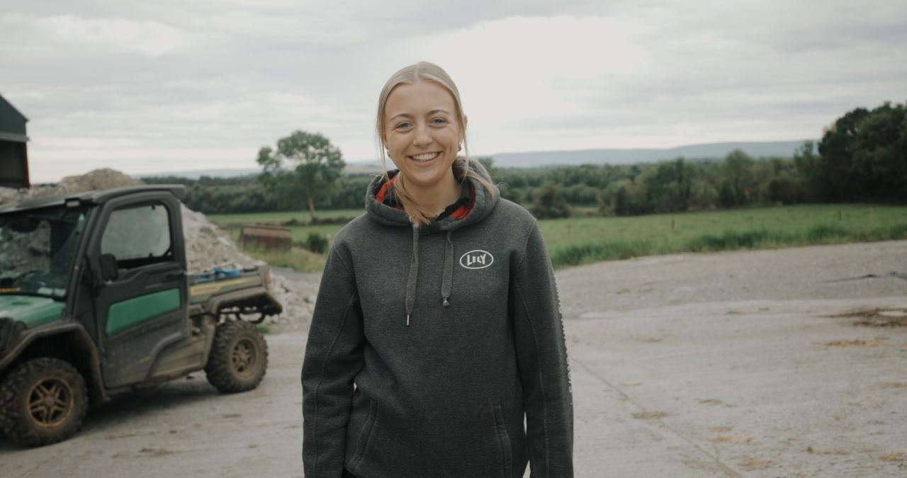 Offaly dairy farm extends grazing season with Lely Grazeway