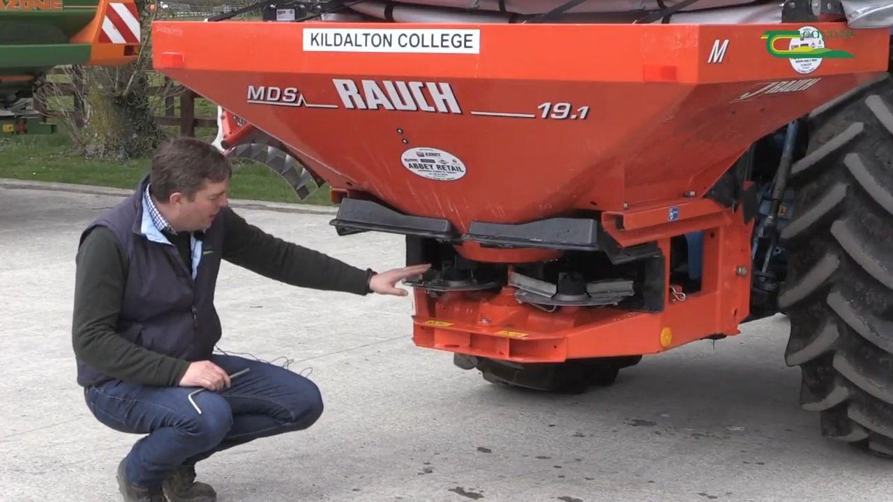 Efficient use of fertiliser: Are you calibrating your spreader properly?