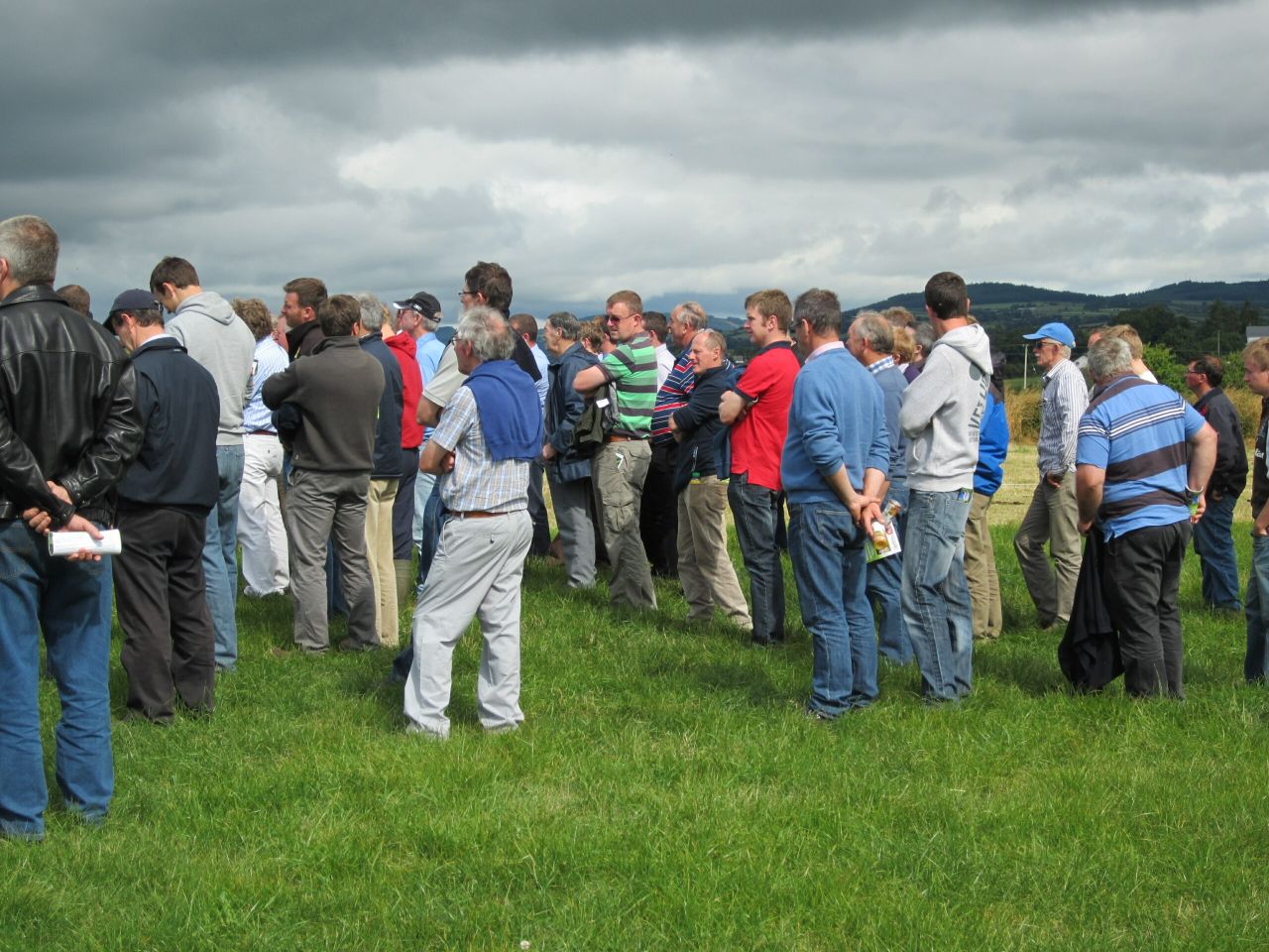 'Grow grass in three weeks and graze it in three days' 