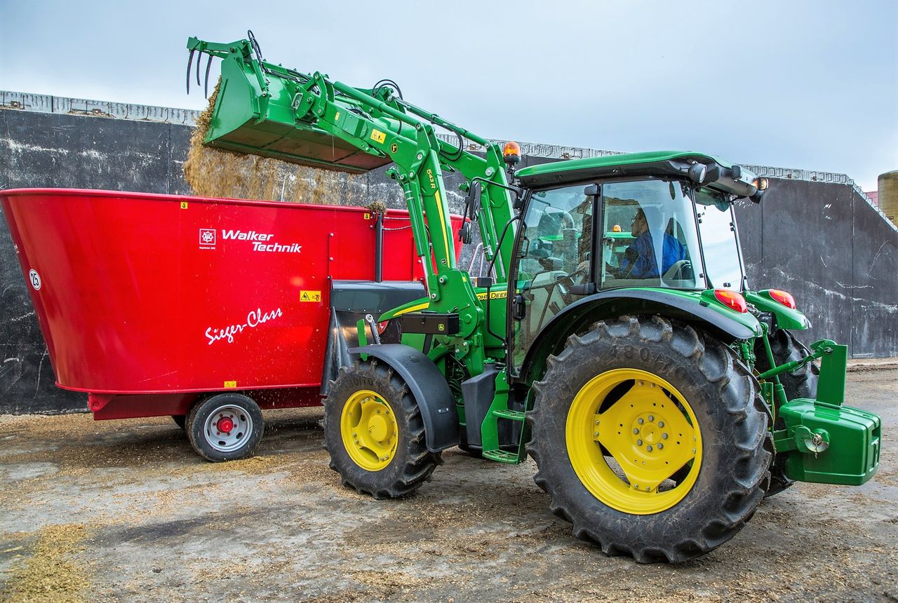 John Deere revamps 'Europe's best-selling tractor range': But which range is it?