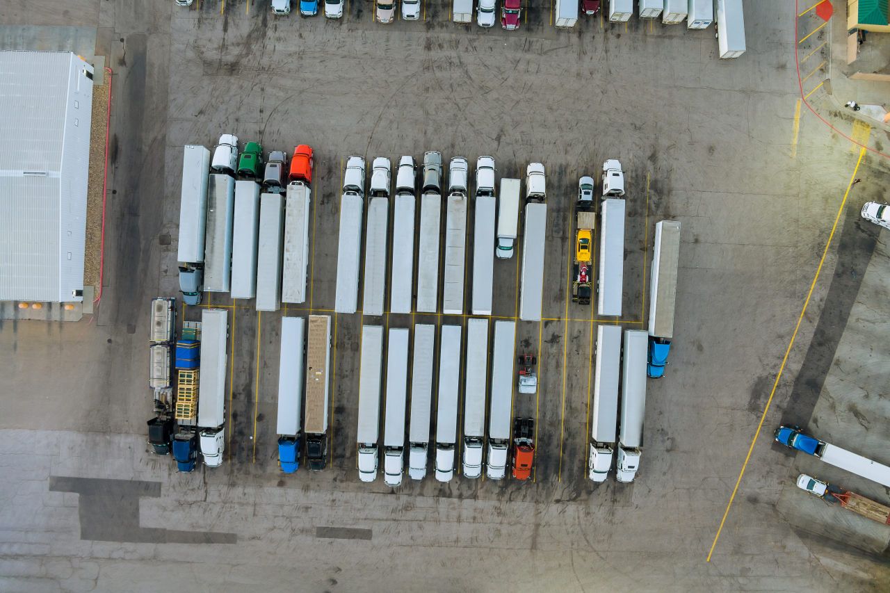 HGV driver shortage could 'lead to higher grocery prices' - hauliers
