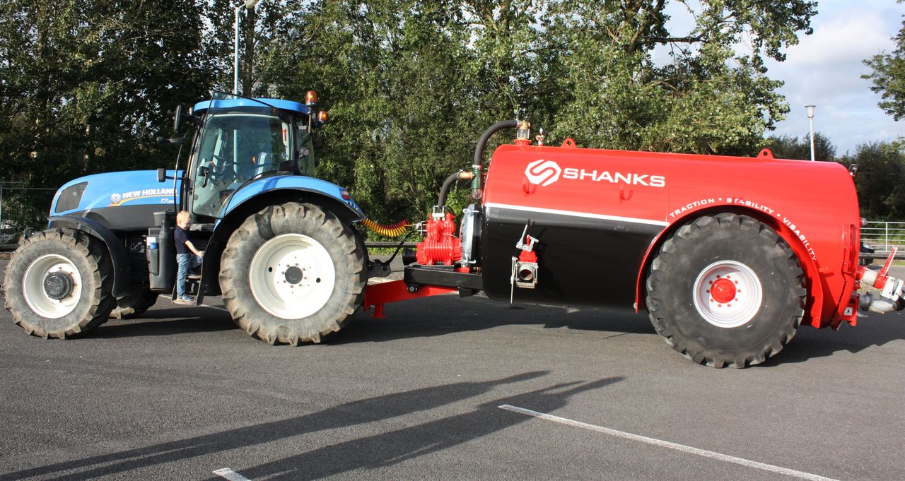 'Safer' Irish-built slurry tanker to debut at the 'Ploughing'