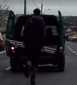 Video: This is how you move a gate in Co. Kerry!
